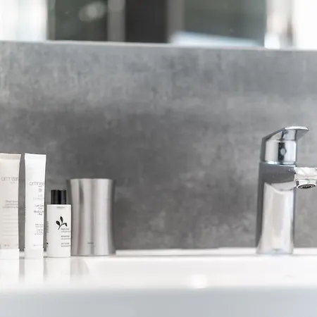 Haus Kirchplatz 4 By Premium * ツェルマット