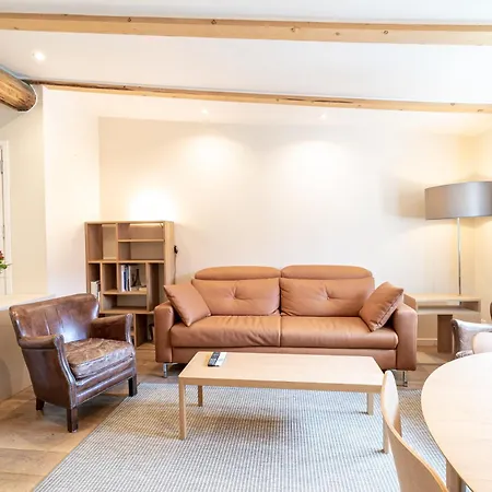 Haus Kirchplatz 4 By Premium 采尔马特