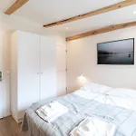 Haus Kirchplatz 4 By Premium شقة *